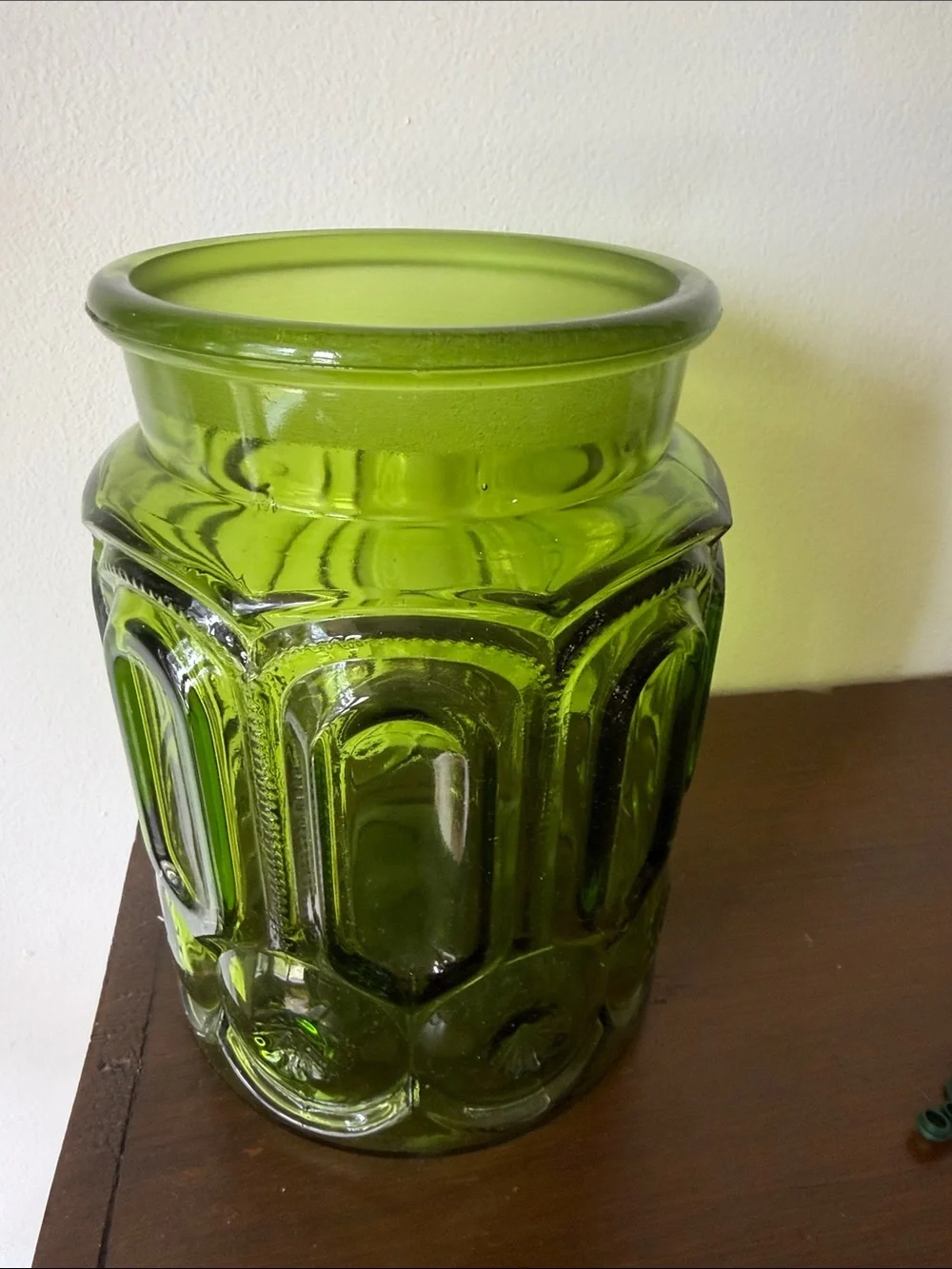 Le Smith vibrant green